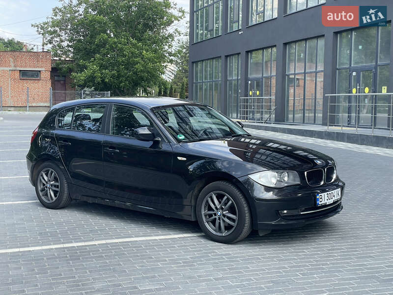 Хетчбек BMW 1 Series 2009 в Полтаві