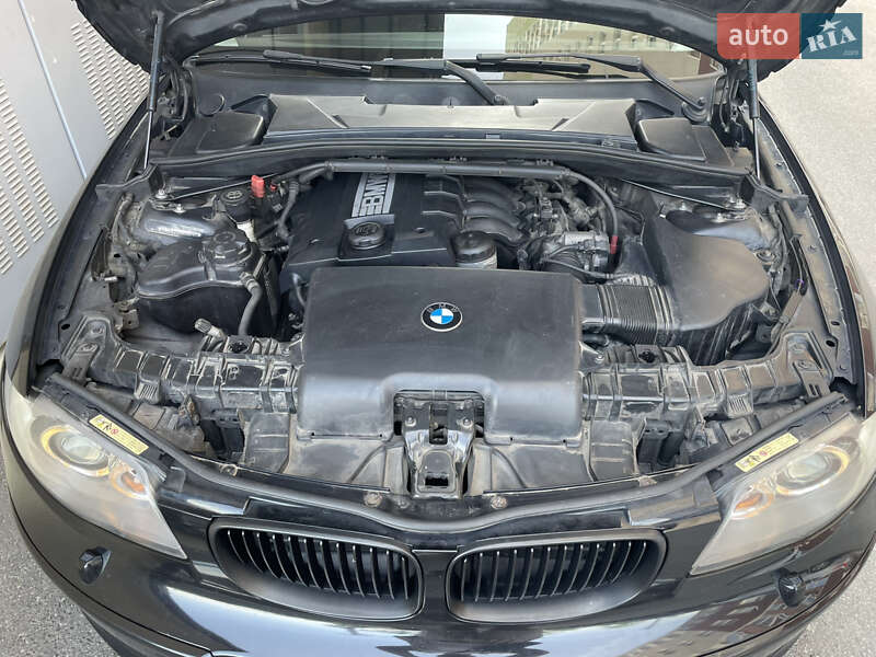 Хетчбек BMW 1 Series 2007 в Києві фото 10 Хетчбек BMW 1 Series 2007 в Києві