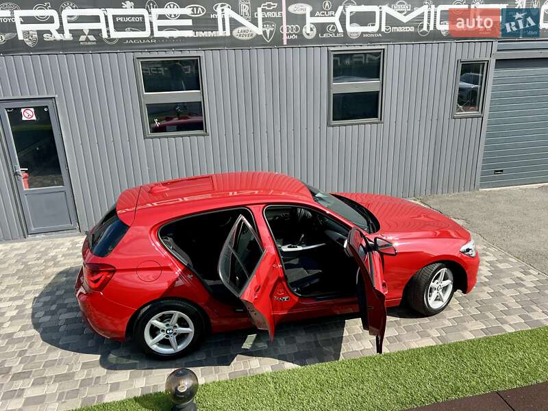 Хэтчбек BMW 1 Series 2017 в Киеве