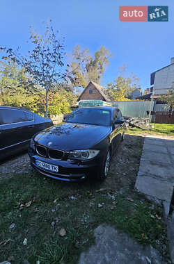 Хэтчбек BMW 1 Series 2008 в 