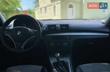 Хэтчбек BMW 1 Series 2010 в 