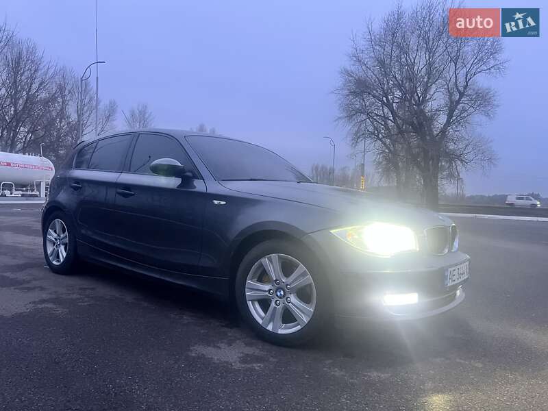 Хетчбек BMW 1 Series 2008 в Павлограді