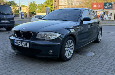 Хэтчбек BMW 1 Series 2005 в 