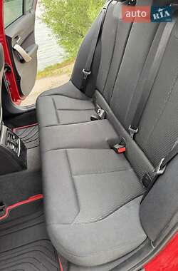 Хэтчбек BMW 1 Series 2012 в 
