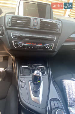 Хэтчбек BMW 1 Series 2012 в 