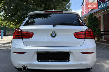 Хетчбек BMW 1 Series 2018 в 