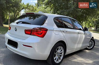 Хетчбек BMW 1 Series 2018 в 