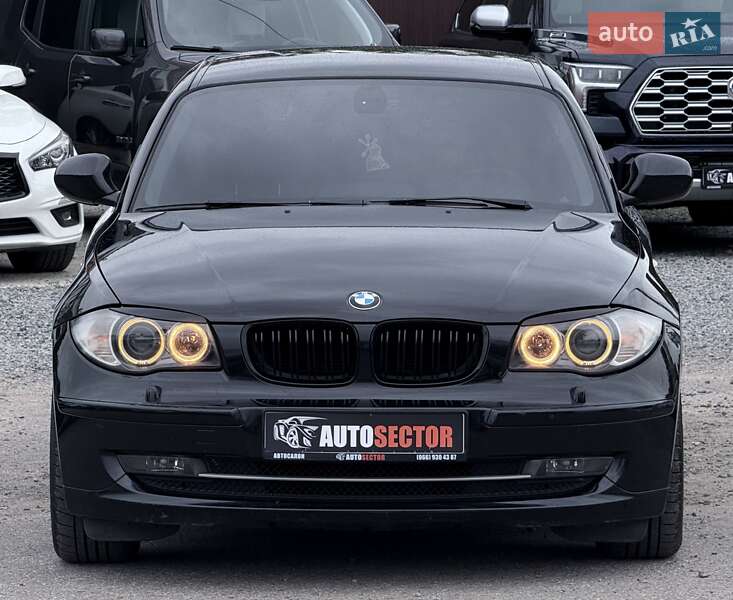 Хэтчбек BMW 1 Series 2011 в Харькове