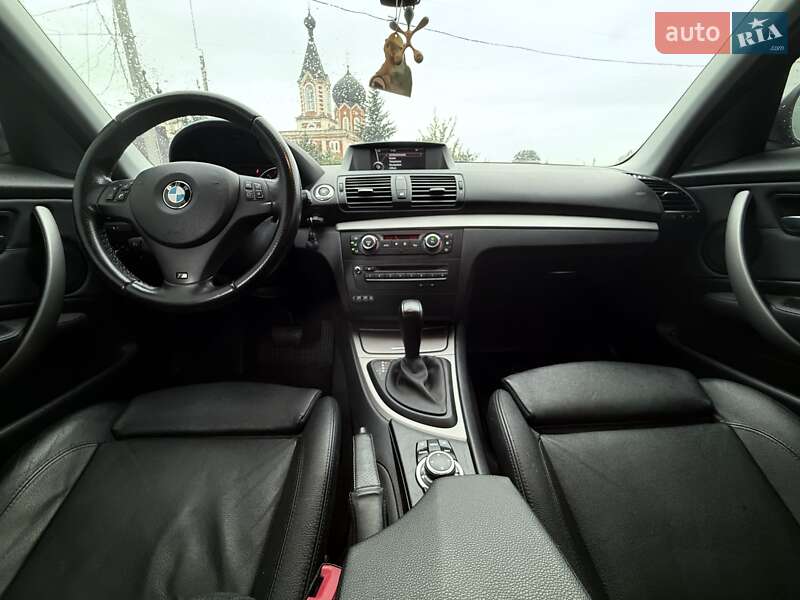Хэтчбек BMW 1 Series 2011 в Харькове