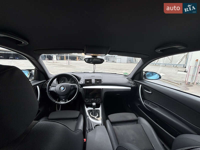 Хэтчбек BMW 1 Series 2008 в Киеве