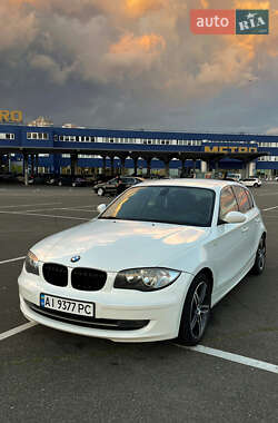 Хетчбек BMW 1 Series 2009 в Києві