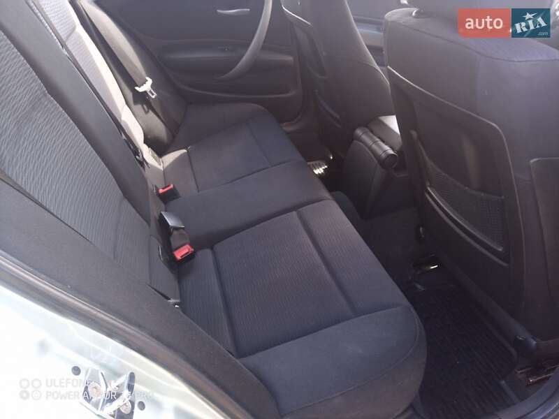 Хетчбек BMW 1 Series 2008 в Костопілі фото 11 Хетчбек BMW 1 Series 2008 в Костопілі