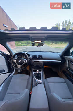 Хетчбек BMW 1 Series 2005 в 