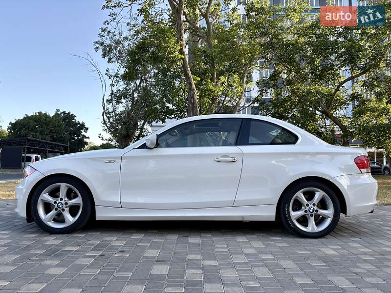 Купе BMW 1 Series 2011 в Одесі