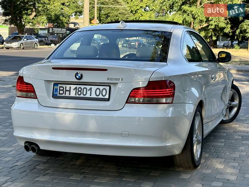 Купе BMW 1 Series 2011 в Одесі