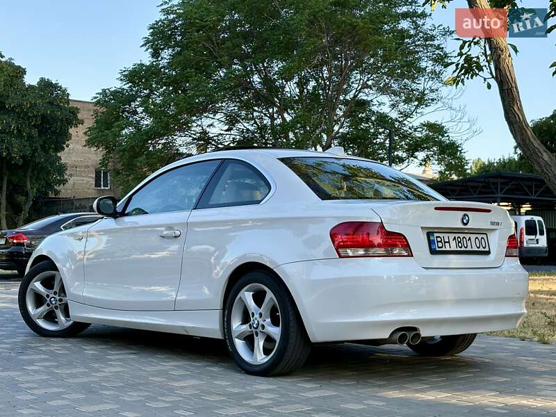 Купе BMW 1 Series 2011 в Одесі