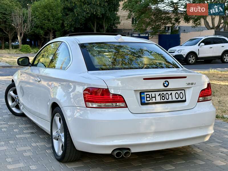 Купе BMW 1 Series 2011 в Одесі