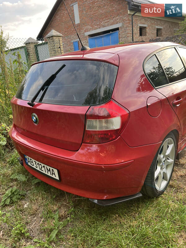 Хетчбек BMW 1 Series 2004 в Вінниці