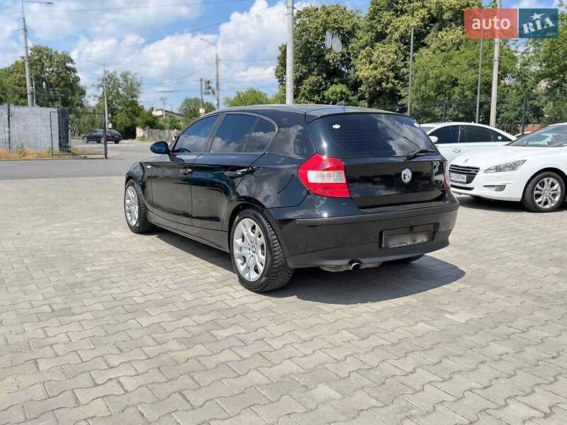 Хетчбек BMW 1 Series 2006 в Вінниці