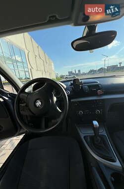 Хэтчбек BMW 1 Series 2007 в 