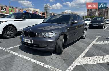 Хэтчбек BMW 1 Series 2007 в 