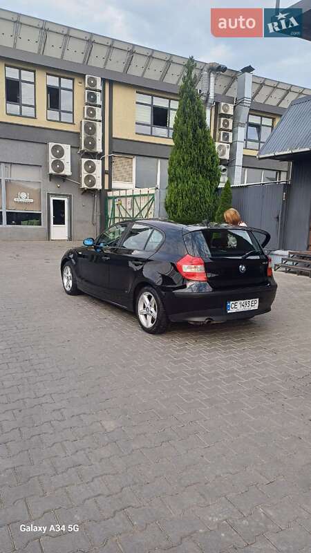 Хетчбек BMW 1 Series 2005 в Чернівцях