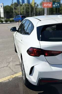 Хэтчбек BMW 1 Series 2024 в 
