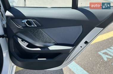 Хэтчбек BMW 1 Series 2024 в 
