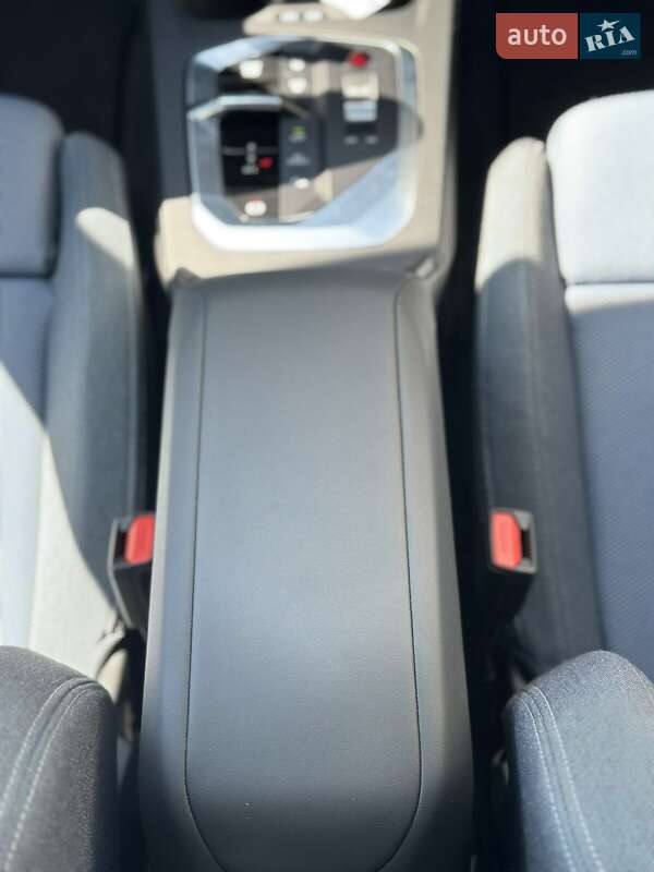 Хэтчбек BMW 1 Series 2024 в Полтаве