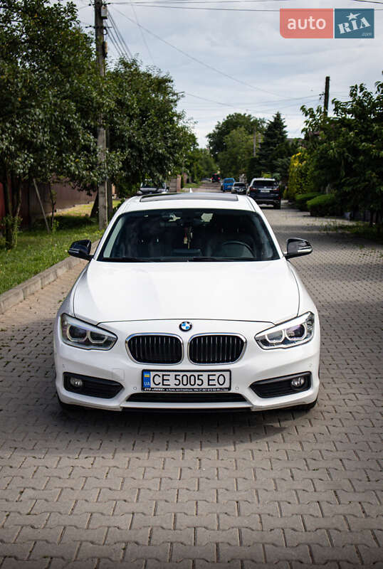 Хетчбек BMW 1 Series 2016 в Чернівцях