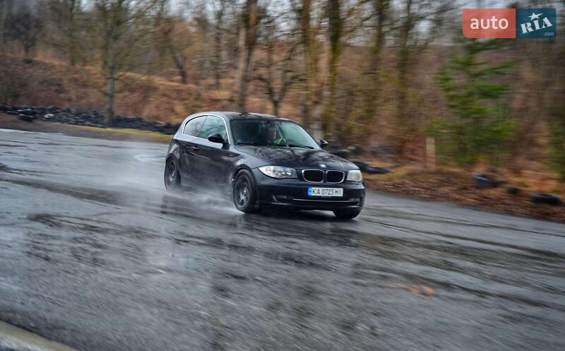 Хэтчбек BMW 1 Series 2008 в Киеве фото 6 Хэтчбек BMW 1 Series 2008 в Киеве