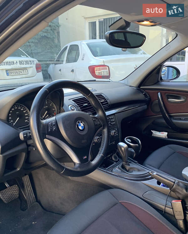 Хетчбек BMW 1 Series 2007 в Одесі фото 18 Хетчбек BMW 1 Series 2007 в Одесі