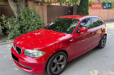 Хэтчбек BMW 1 Series 2011 в Запорожье