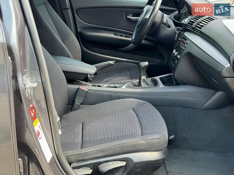 Хэтчбек BMW 1 Series 2007 в Виннице фото 24 Хэтчбек BMW 1 Series 2007 в Виннице