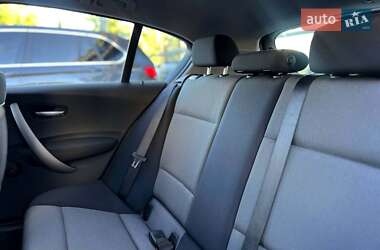 Хэтчбек BMW 1 Series 2005 в 