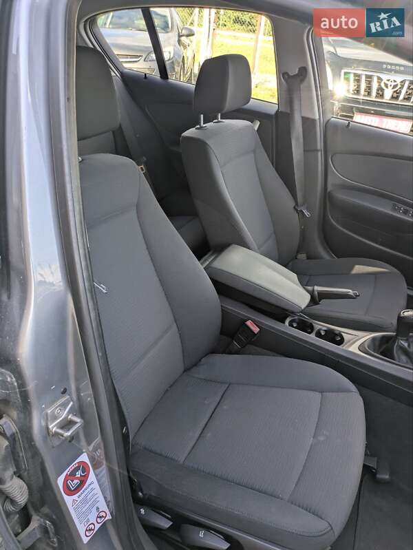 Хэтчбек BMW 1 Series 2010 в Львове