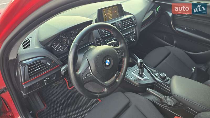 Хетчбек BMW 1 Series 2011 в Дніпрі