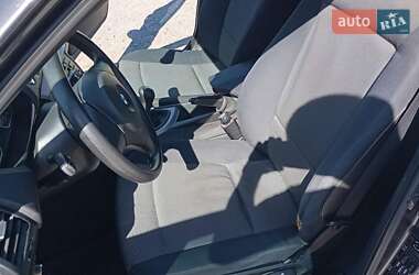 Хэтчбек BMW 1 Series 2005 в 