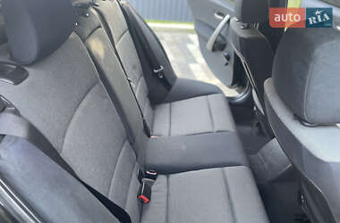 Хетчбек BMW 1 Series 2005 в 