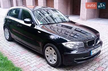 Хэтчбек BMW 1 Series 2010 в Ивано-Франковске