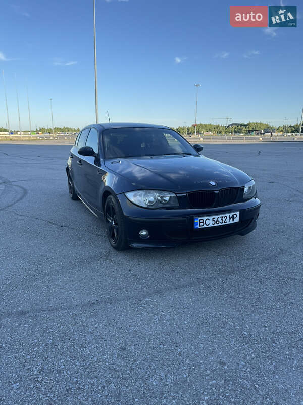 Хэтчбек BMW 1 Series 2006 в Львове