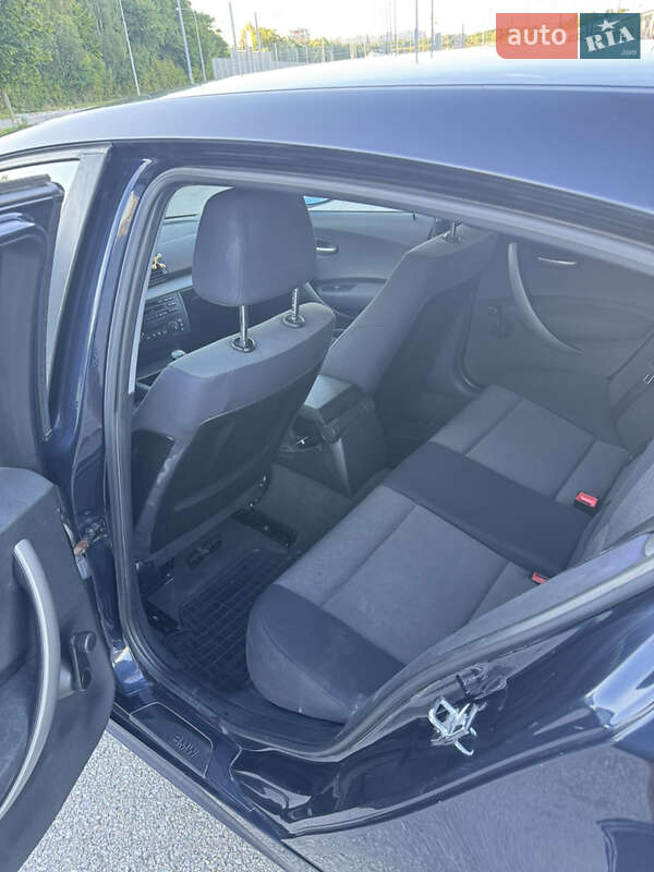 Хэтчбек BMW 1 Series 2006 в Львове