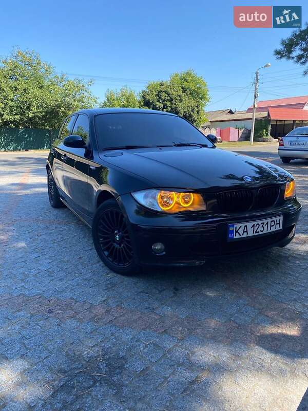 BMW 1 Series 2005