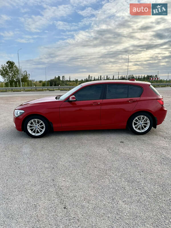 Хэтчбек BMW 1 Series 2012 в Киеве