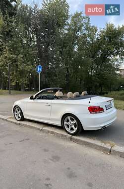Кабриолет BMW 1 Series 2013 в 