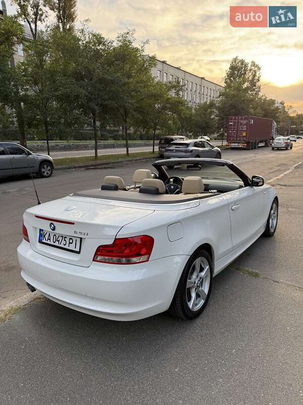 Кабриолет BMW 1 Series 2013 в Киеве фото 57 Кабриолет BMW 1 Series 2013 в Киеве