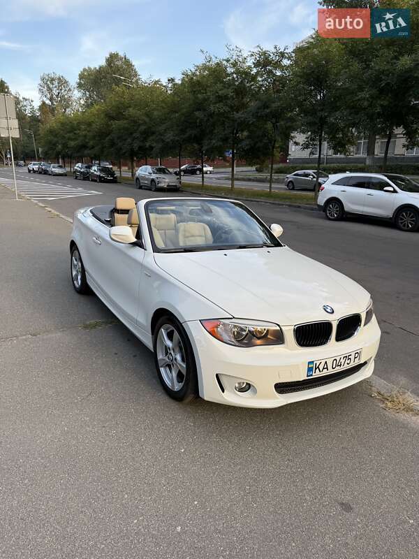 Кабриолет BMW 1 Series 2013 в Киеве фото 62 Кабриолет BMW 1 Series 2013 в Киеве