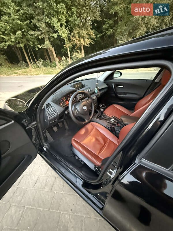 Хэтчбек BMW 1 Series 2005 в Львове фото 7 Хэтчбек BMW 1 Series 2005 в Львове