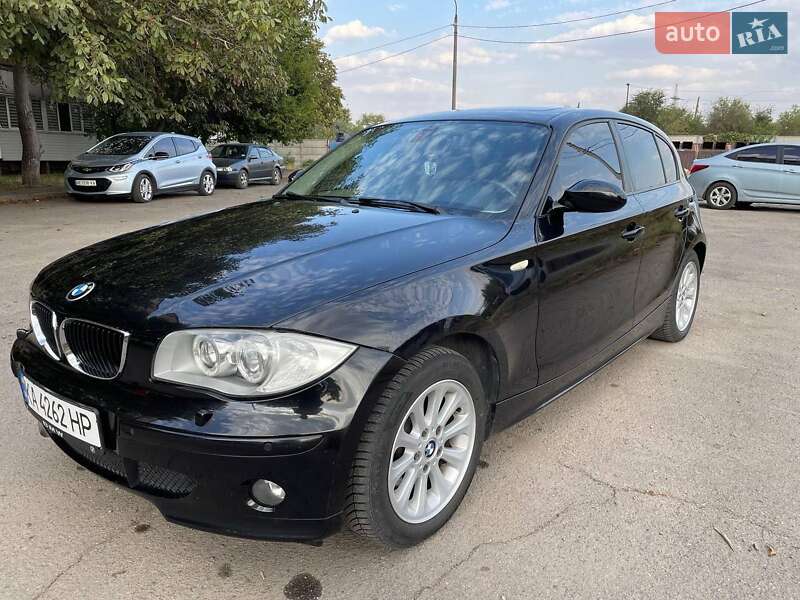 BMW 1 Series 2005