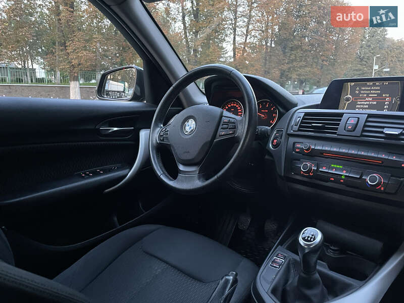 Хетчбек BMW 1 Series 2014 в Хмільнику